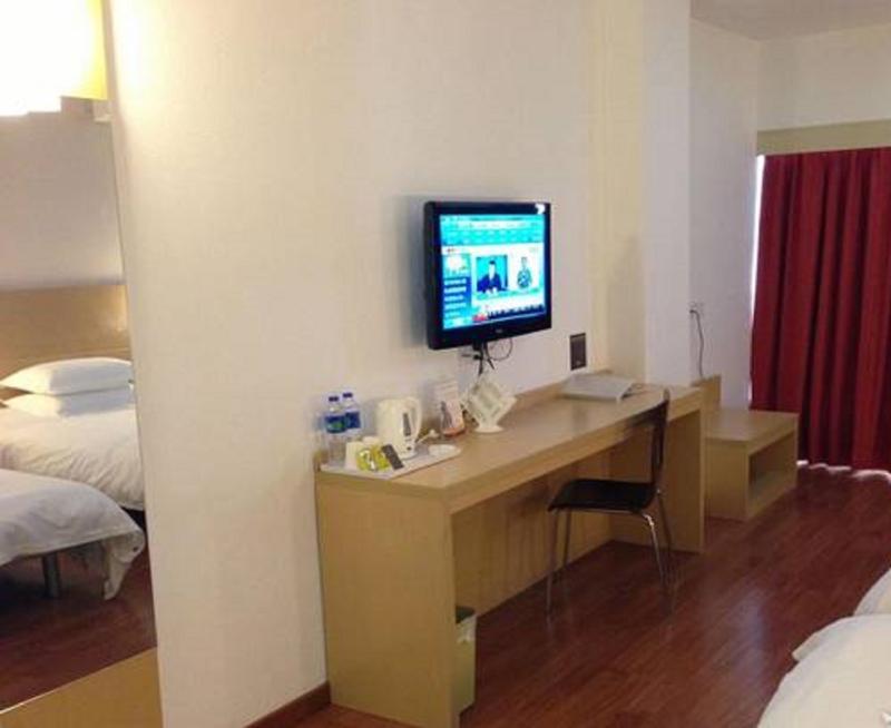 Ibis Nantong Qingnian Hotel Exterior photo