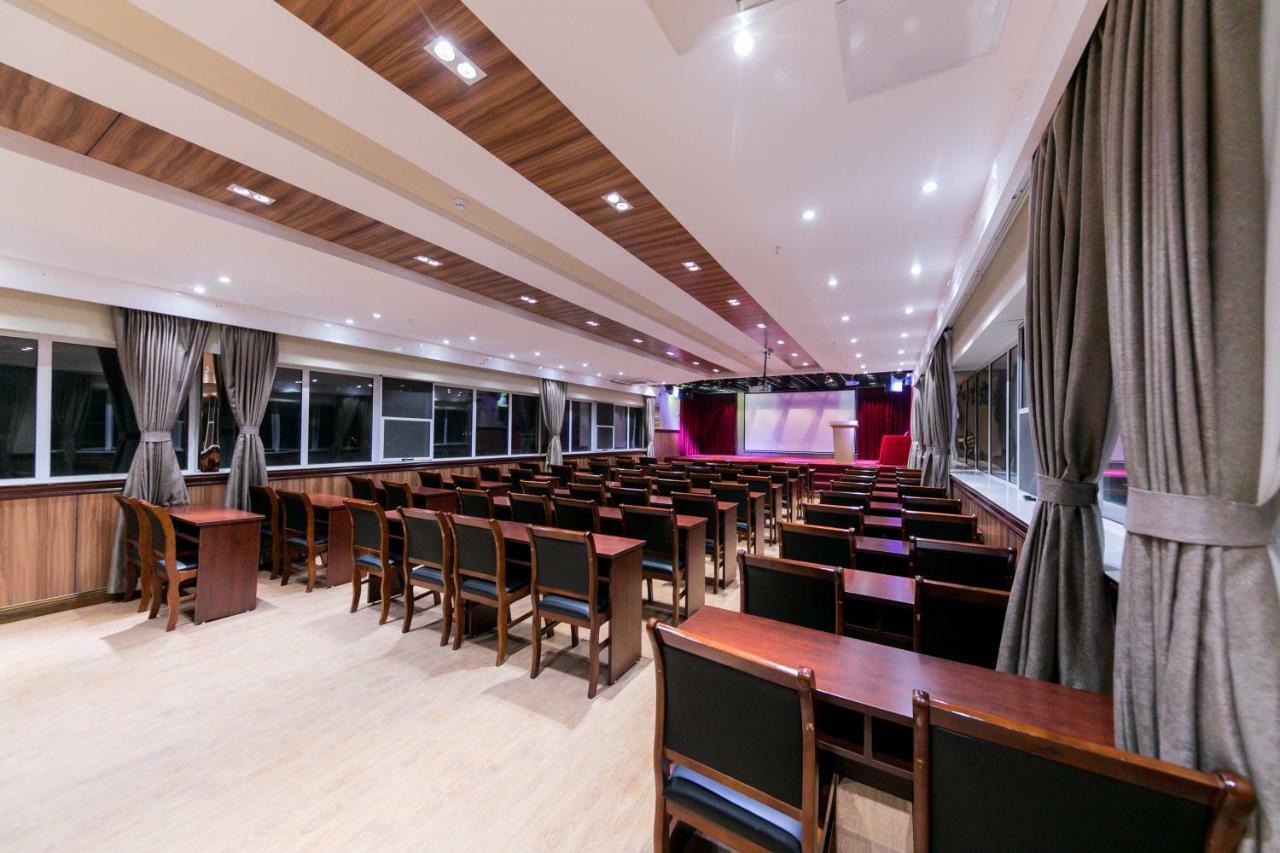 Ibis Nantong Qingnian Hotel Exterior photo